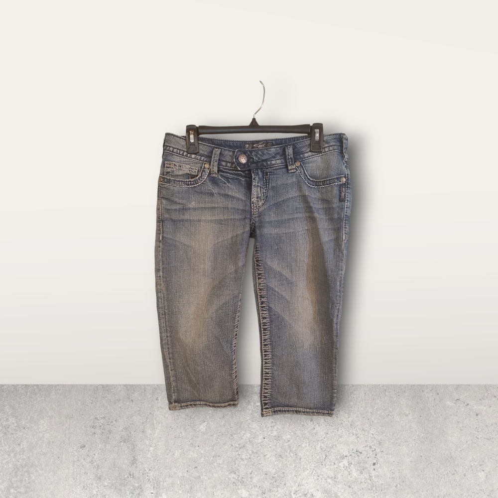 Womans silver capri jeans waist 29
